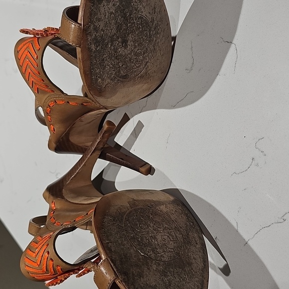 Tory Burch Caylon toe ring sandal 7.5 - Picture 7 of 9